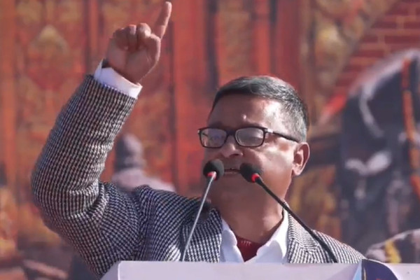 जनमोर्चाका महासचिव भन्छन्ः हामीले फ्रान्समा जस्तै झगडा गरेर गणतन्त्र कमजोर बनायौँ